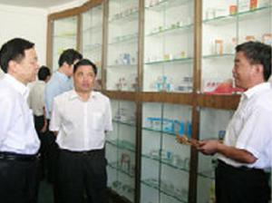 2007年7月洛陽市委副書記、市長(zhǎng)郭洪昌到公司調(diào)研